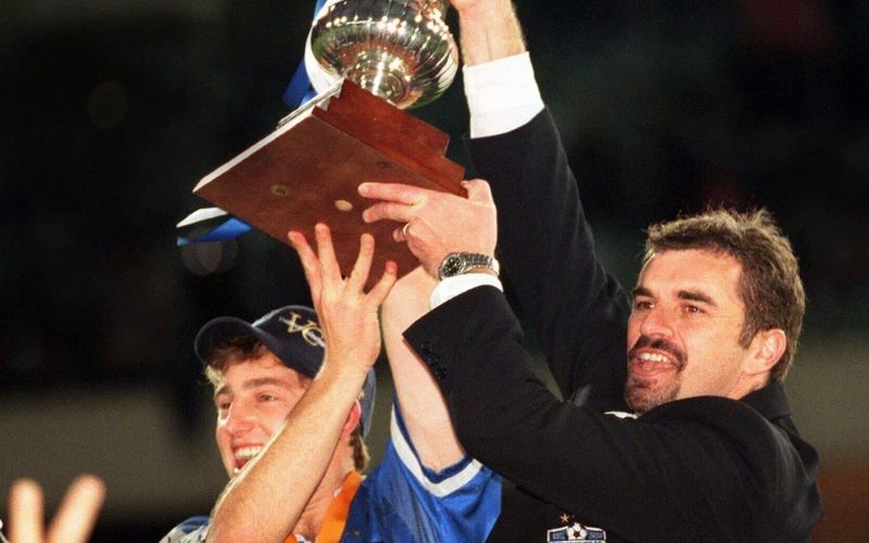 Ange Postecoglou dẫn dắt South Melbourne vô địch NSL